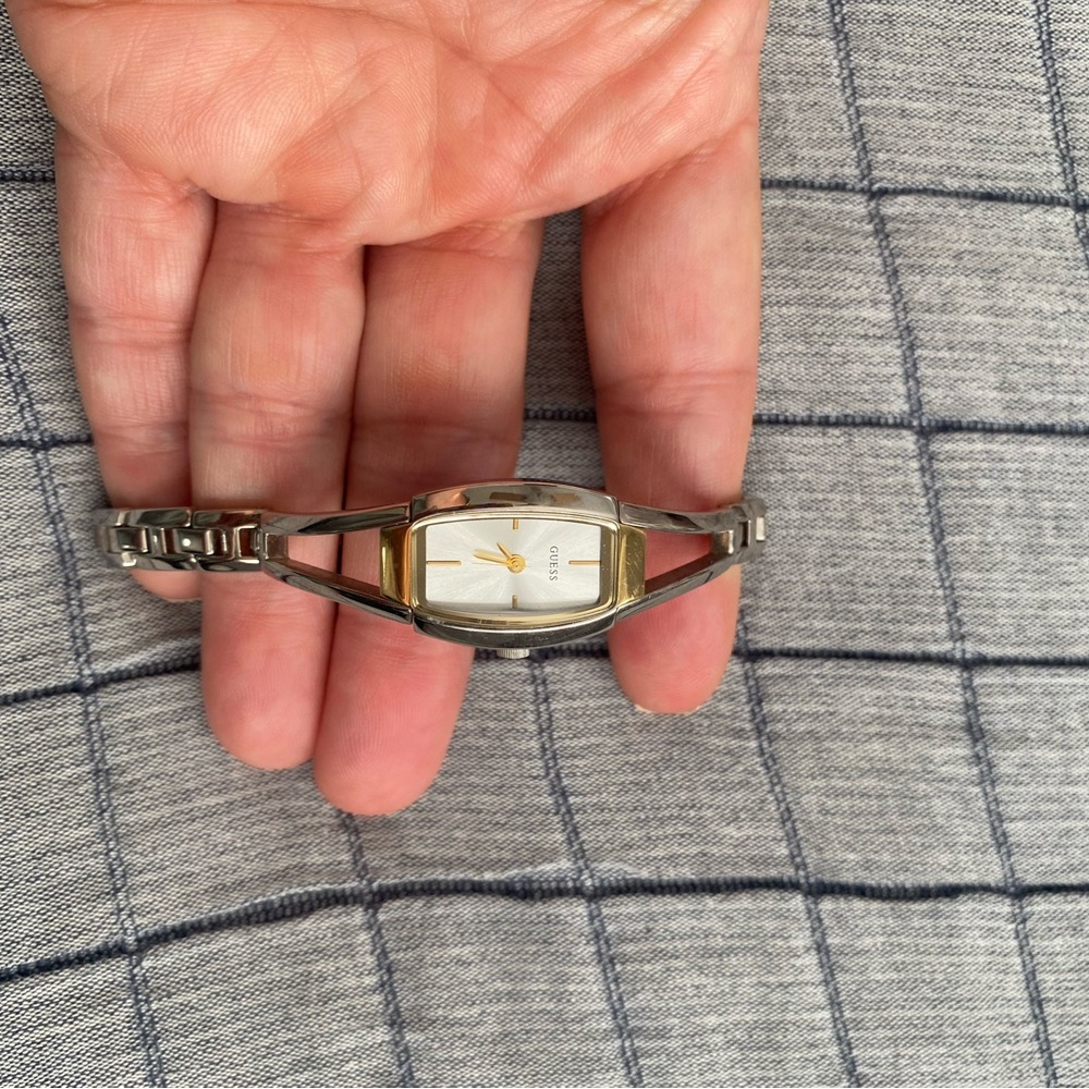 Guess watch-needs battery